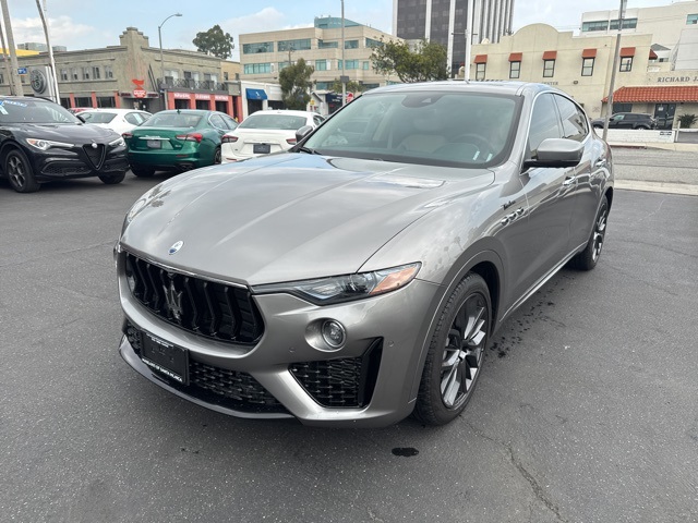 2022 Maserati Levante Modena photo 2