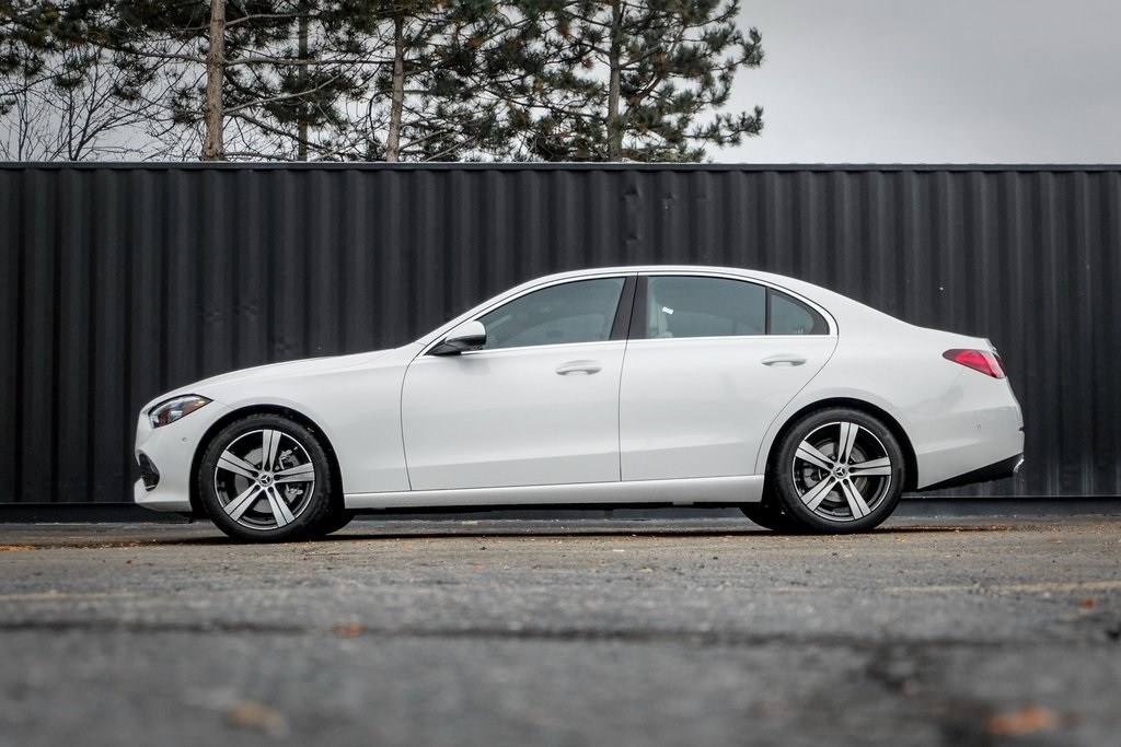 2025 Mercedes Benz C 300 4MATIC photo 3