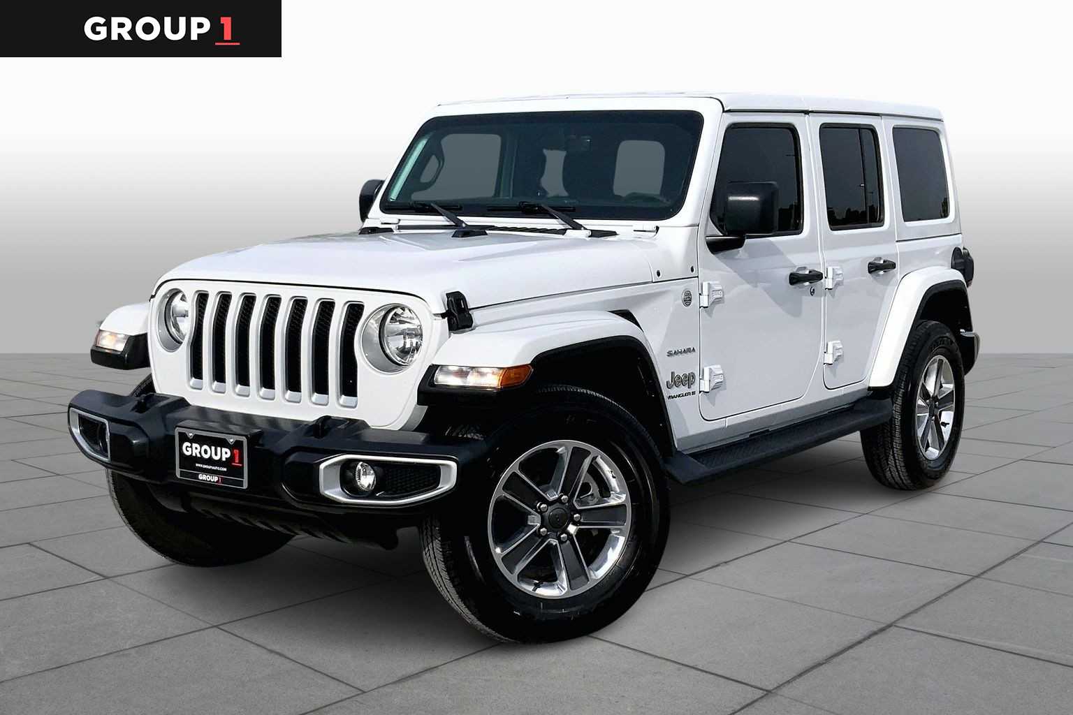 2023 Jeep Wrangler 4-Door Sahara's photo