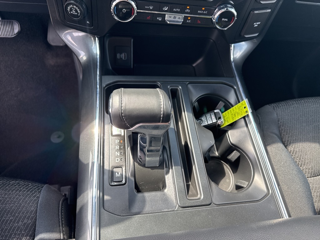 2022 Ford F-150 XLT photo 30