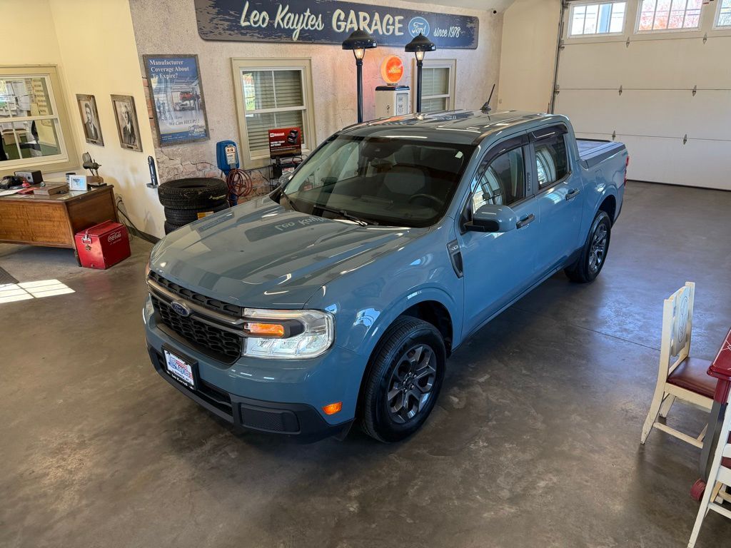 2022 Ford Maverick XLT photo 3