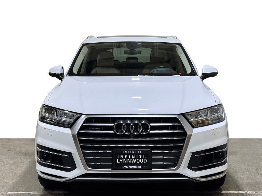 2018 Audi Q7 3.0T Prestige photo 2