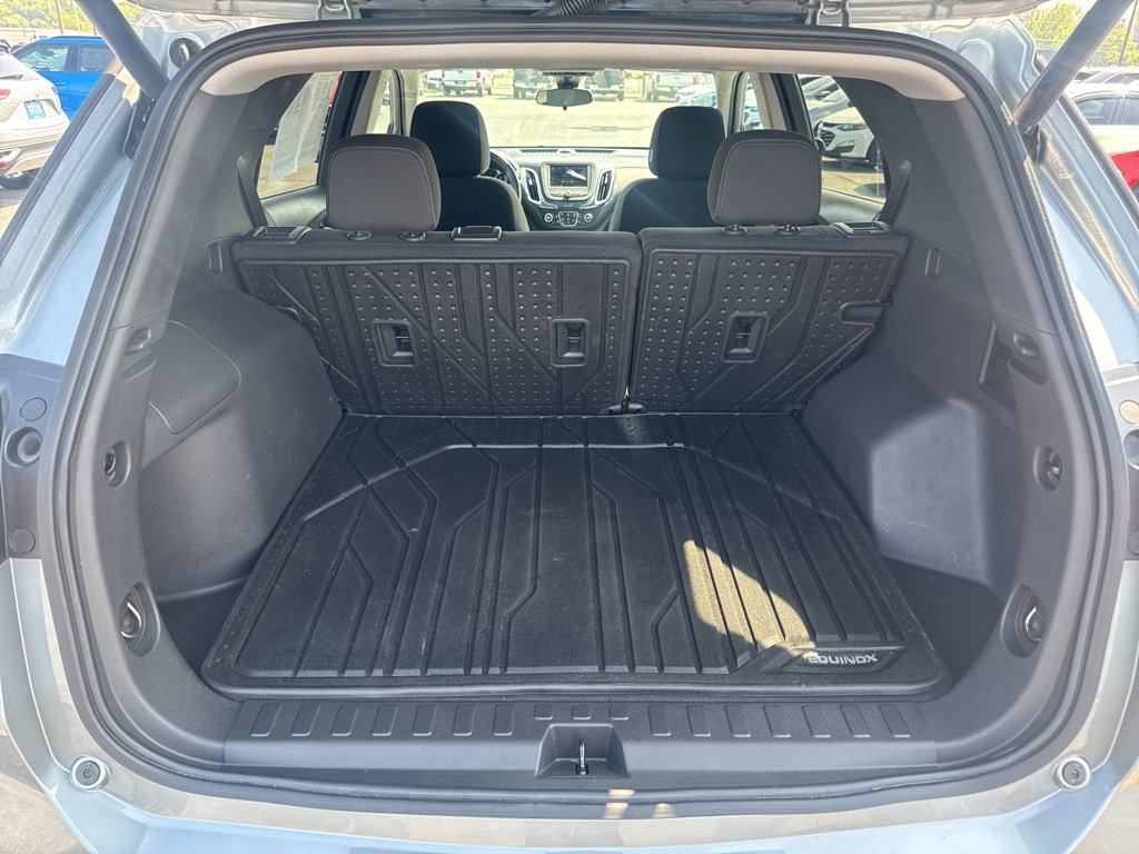 2023 Chevrolet Equinox LT photo 13