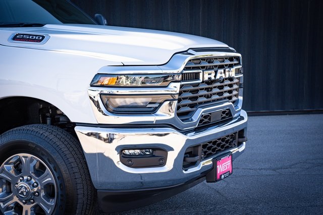 2025 Ram 2500 Big Horn photo 4