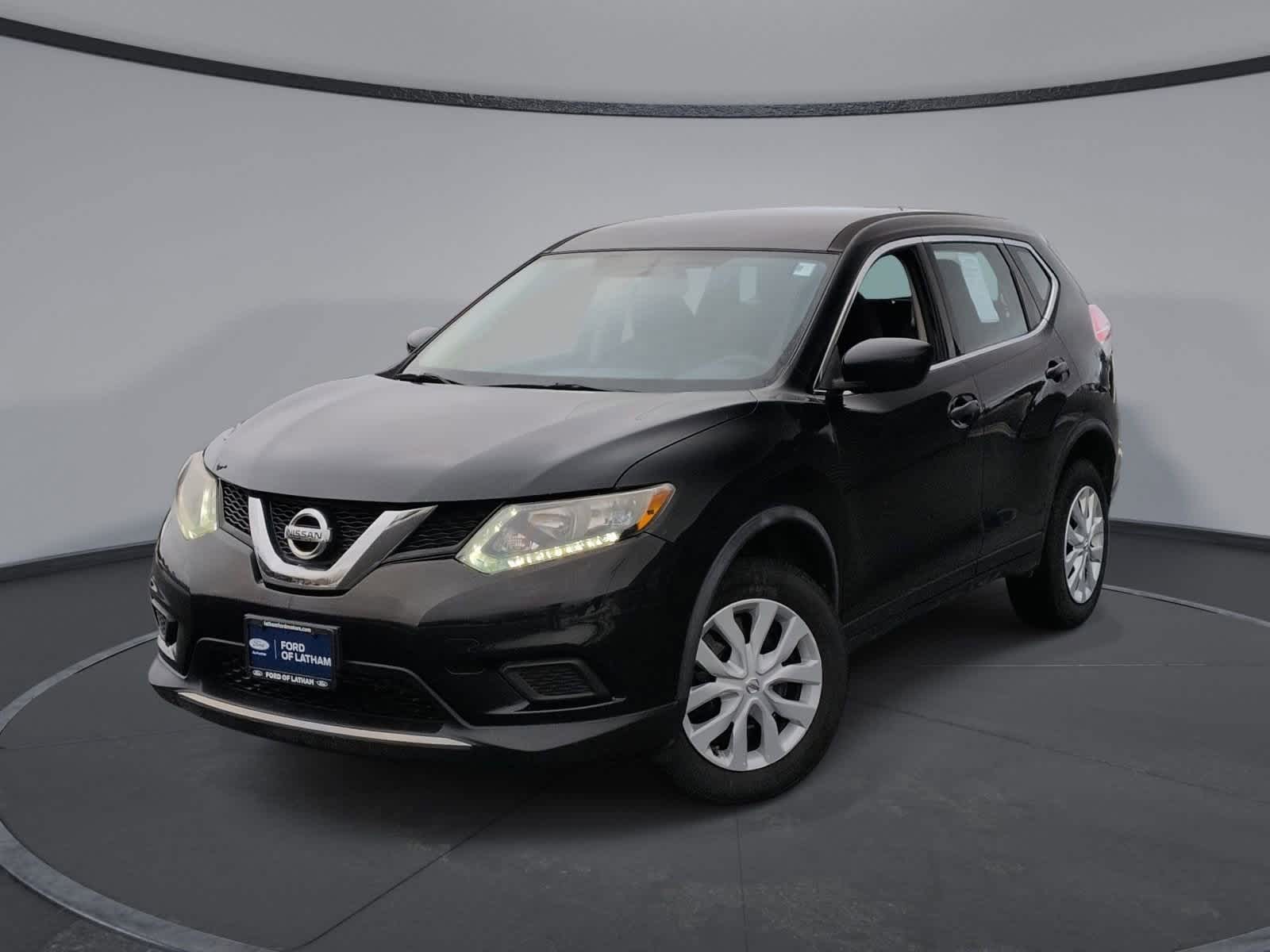 2016 Nissan Rogue S's photo