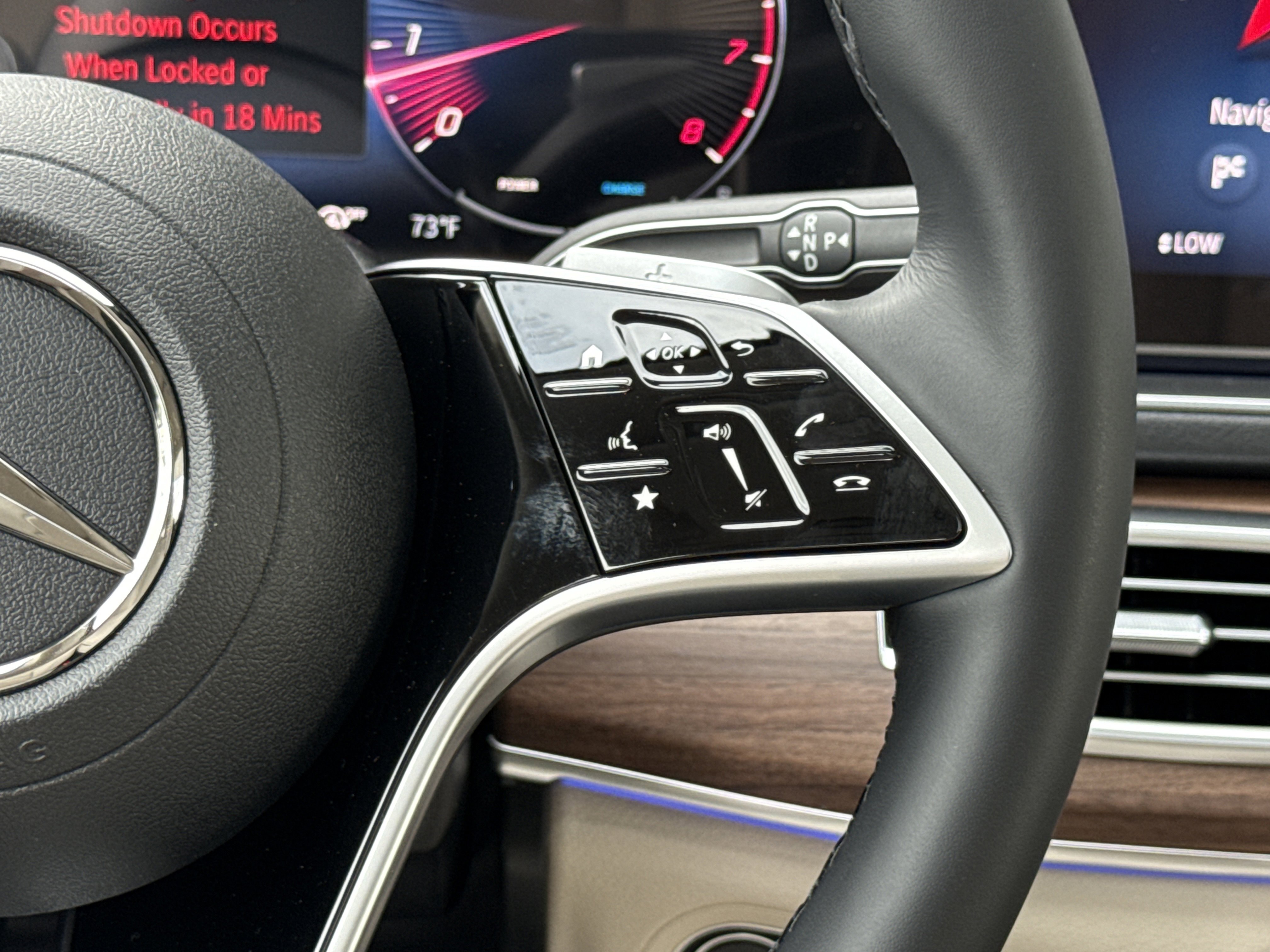 2026 Mercedes Benz GLE 450 4MATIC photo 2