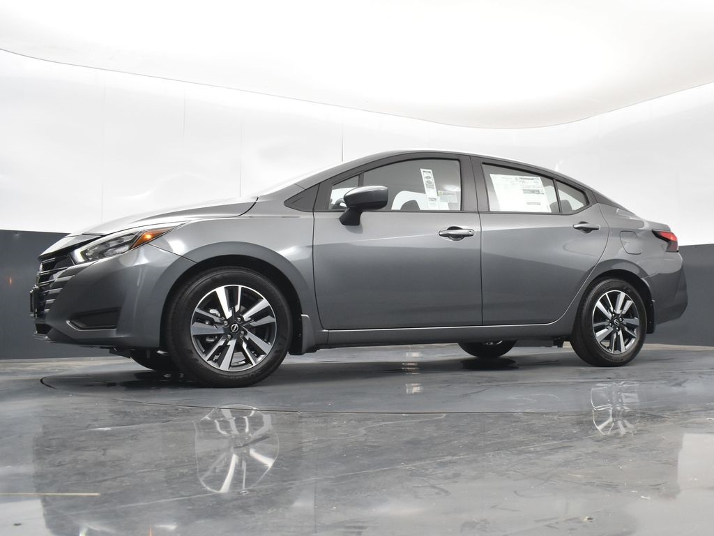 2025 Nissan Versa 1.6 SV photo 35