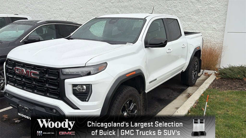 2023 GMC Canyon Elevation's photo