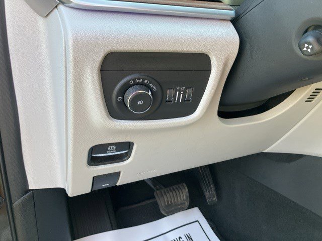 2022 Jeep Grand Cherokee Summit photo 14
