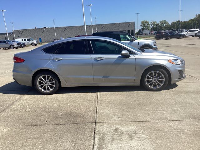 2020 Ford Fusion Hybrid SE photo 10
