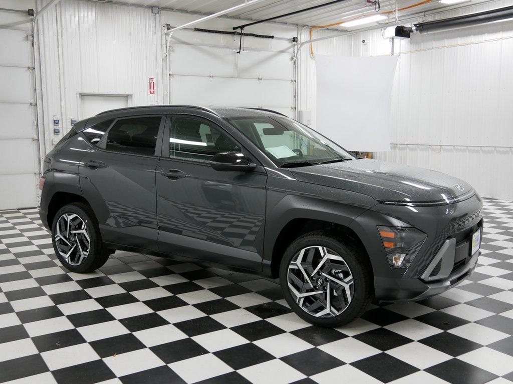 2026 Hyundai Kona SEL Premium's photo