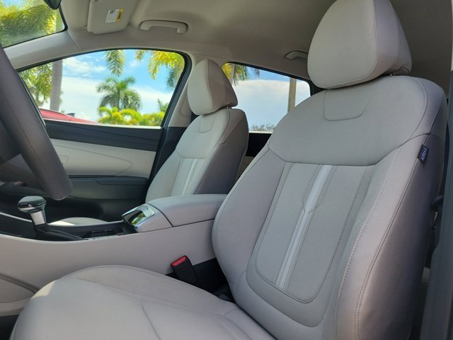 2026 Hyundai Tucson SEL photo 18