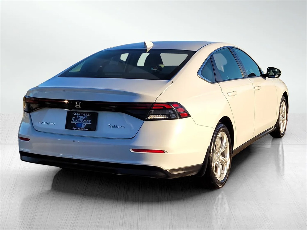 2024 Honda Accord LX photo 2