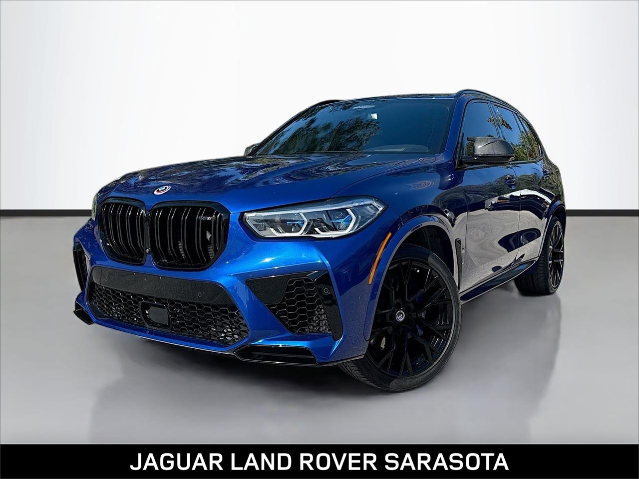 2023 BMW X5 M Base's photo