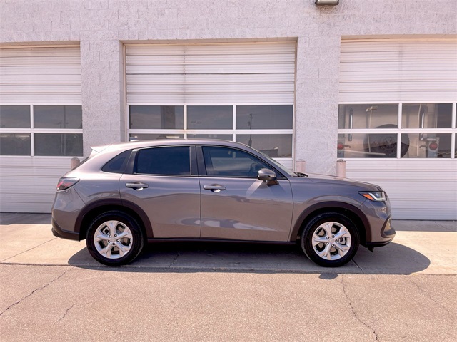 2024 Honda HR-V LX photo 2