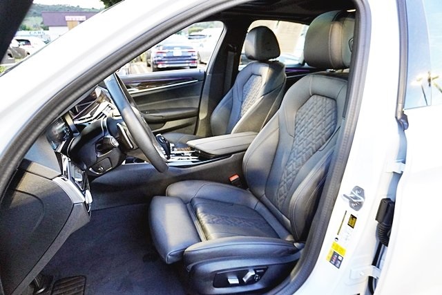 Used 2023 White BMW 530e iPerformance image 14