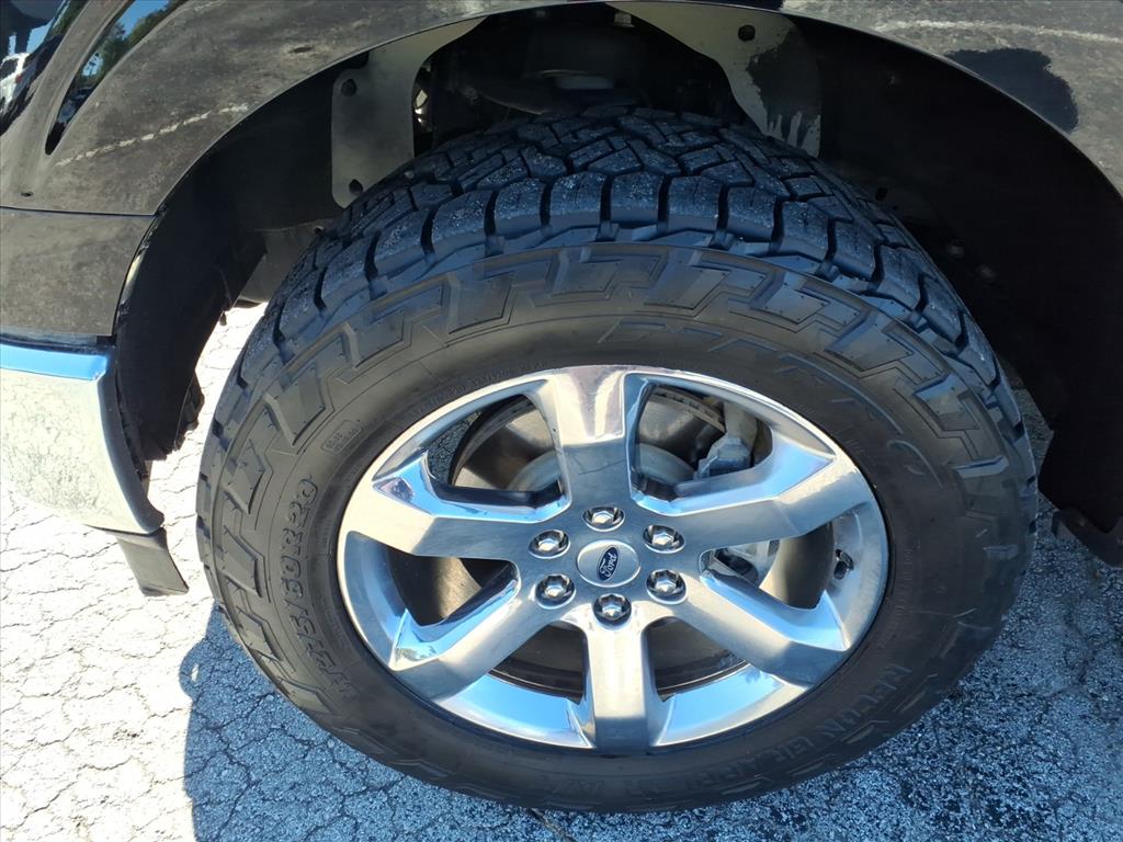 2022 Ford F-150 XLT photo 3