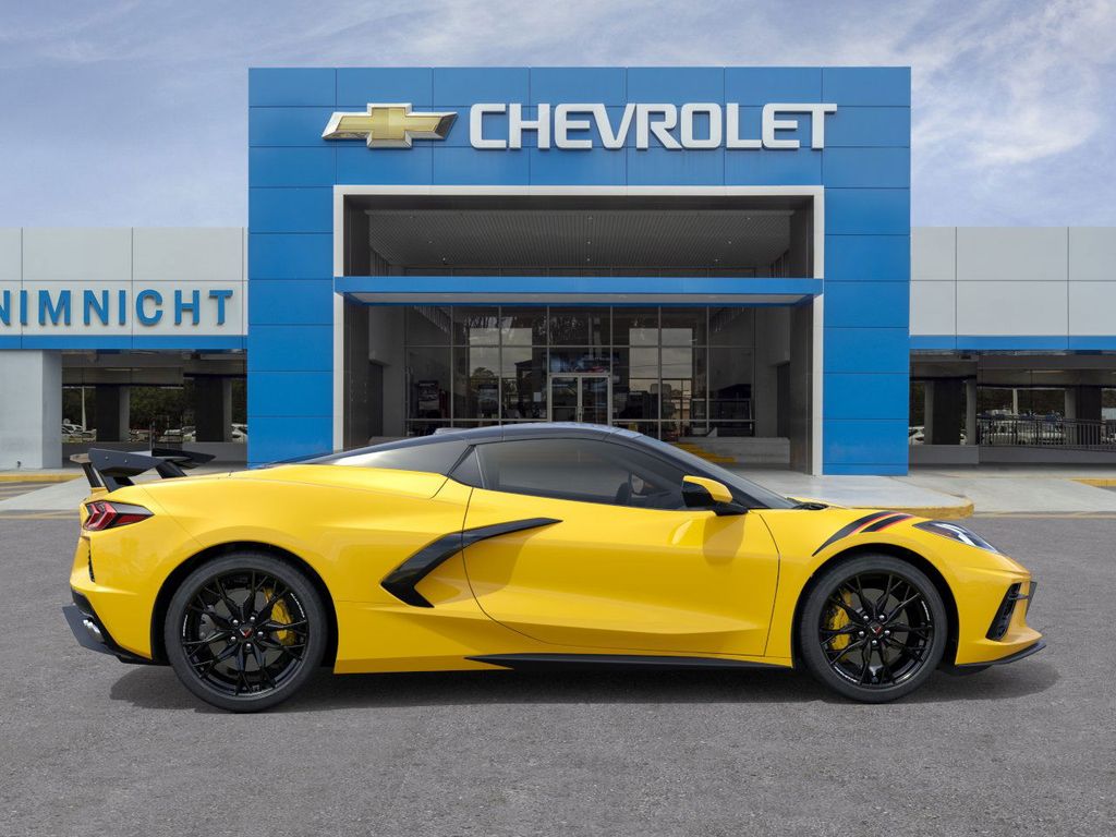 2026 Chevrolet Corvette Stingray 2LT photo 4