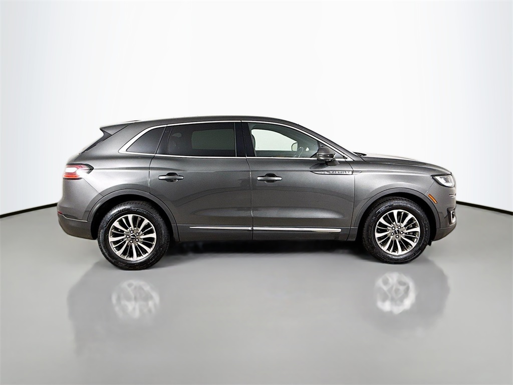 2019 Lincoln Nautilus Select photo 11