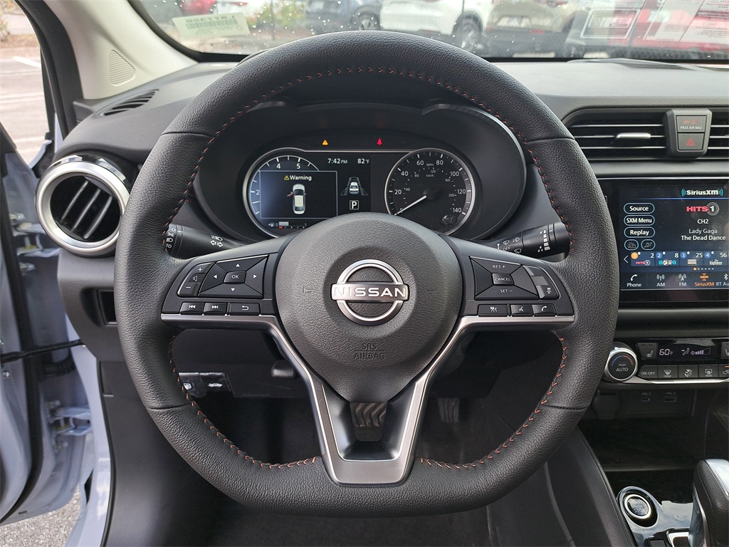 2025 Nissan Versa 1.6 SR photo 25