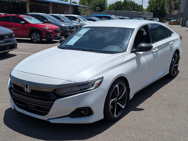 Used 2021  Honda Sport image 2