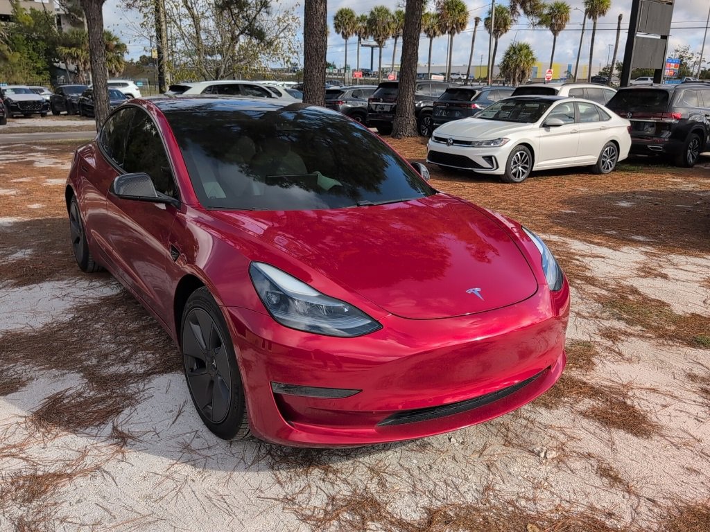 2021 Tesla Model 3 Base's photo