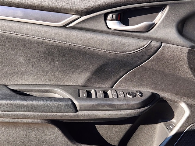 2017 Honda Civic Touring photo 22