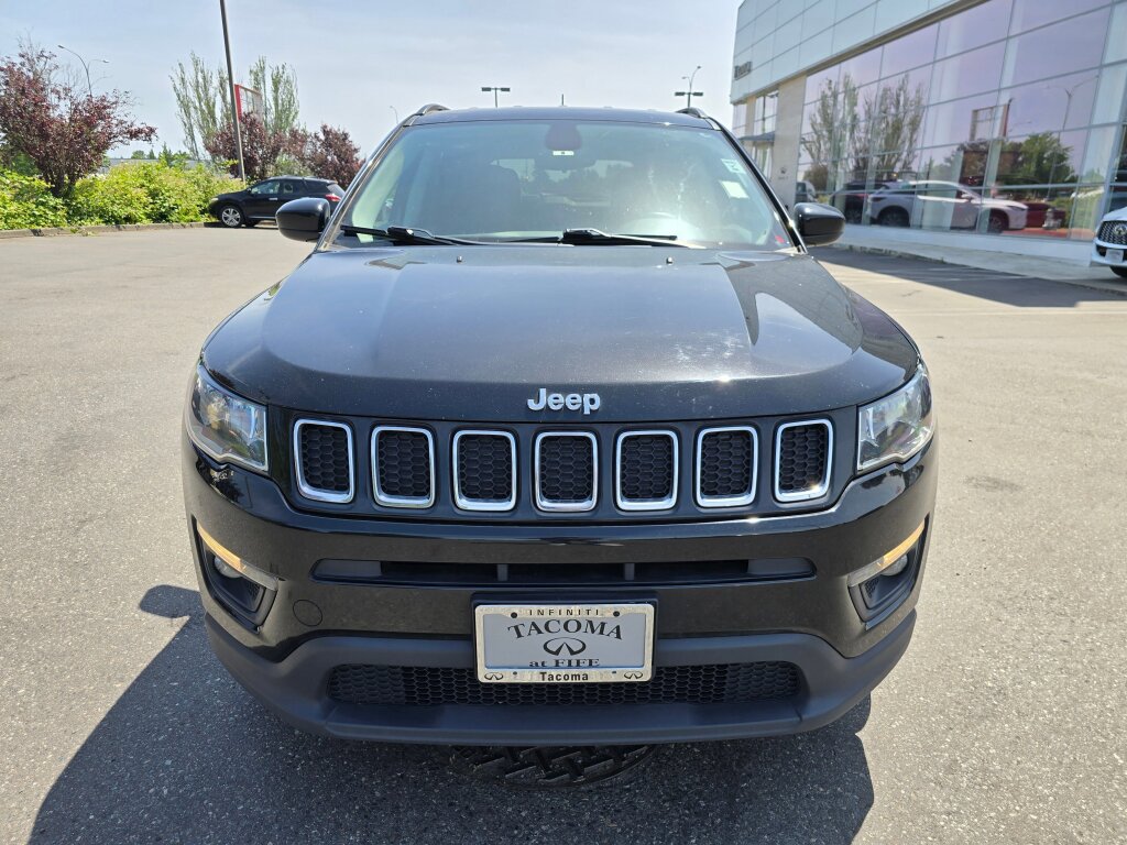 Used 2019 Jeep Compass Latitude with VIN 3C4NJCBBXKT736596 for sale in Fife, WA