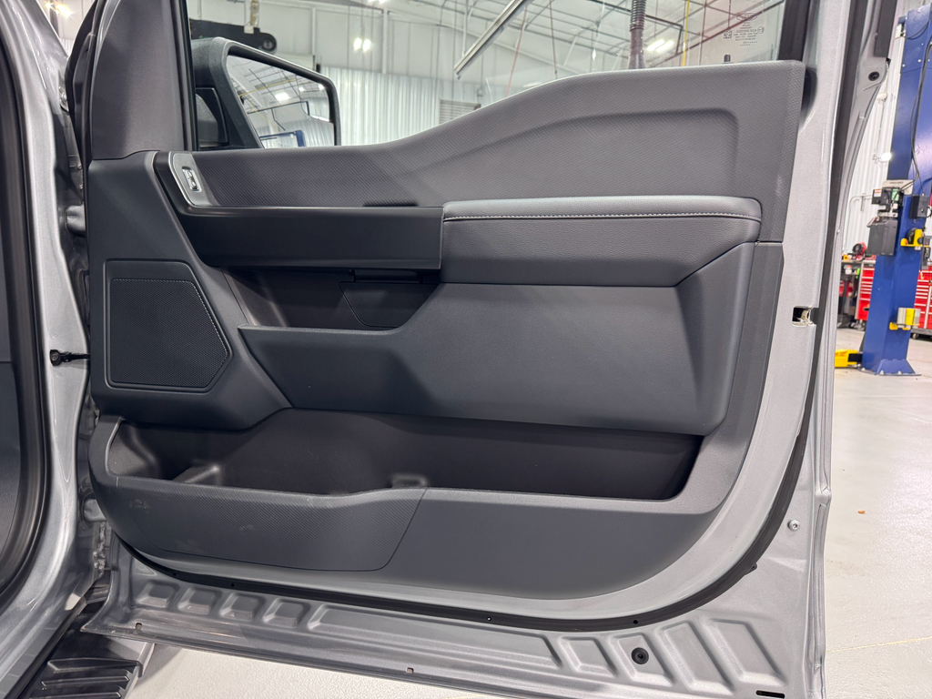 2023 Ford F-150 XL photo 21