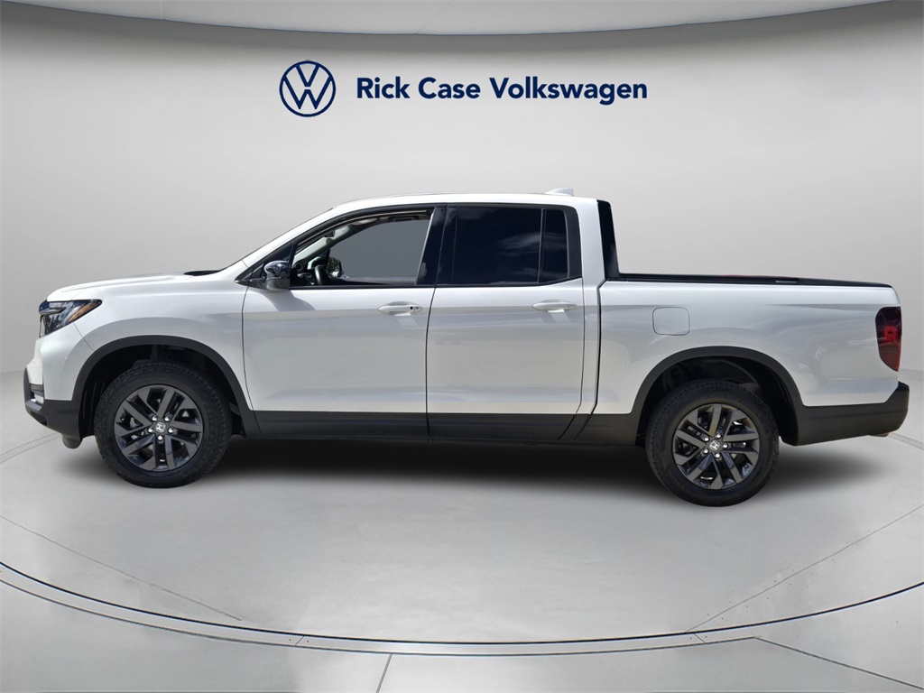 2025 Honda Ridgeline Sport photo 2