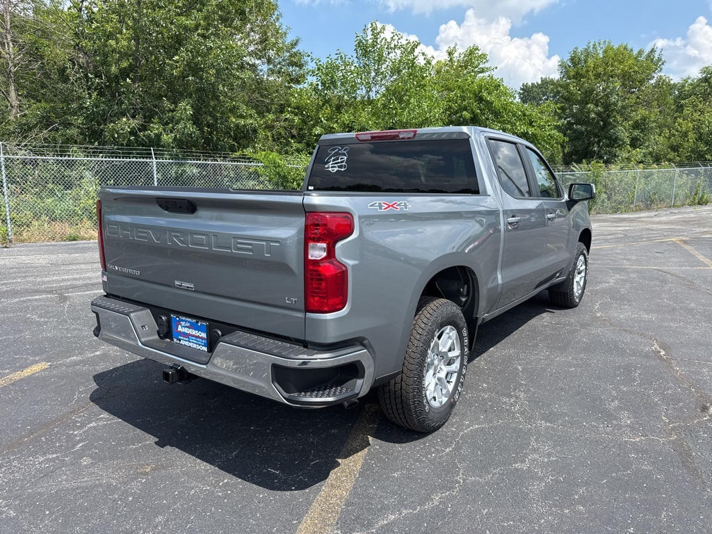 2025 Chevrolet Silverado 1500 LT photo 3