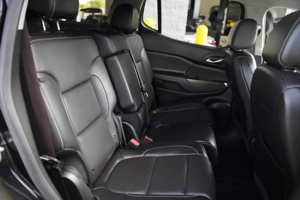 2023 Gmc Acadia SLT photo 29