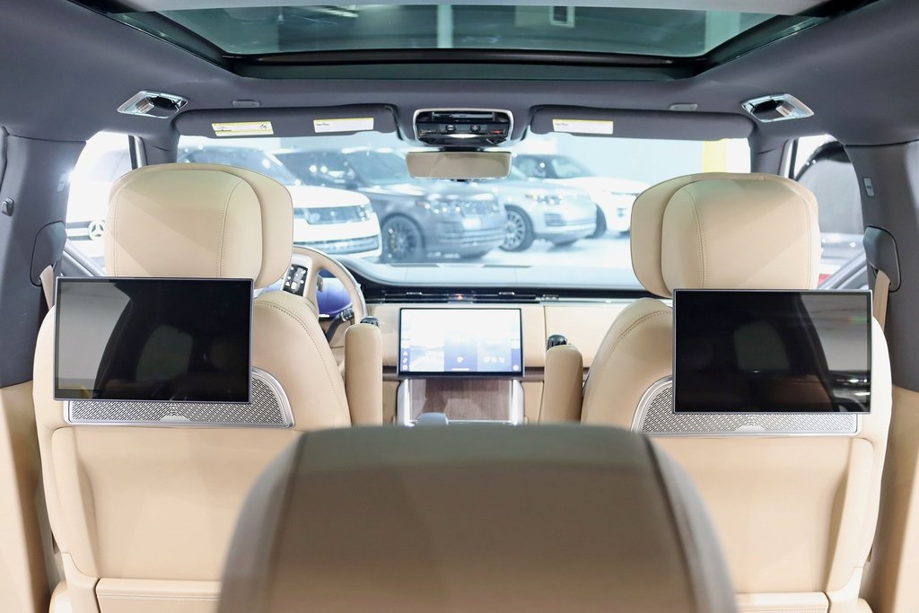 2024 Land Rover Range Rover Autobiography photo 32