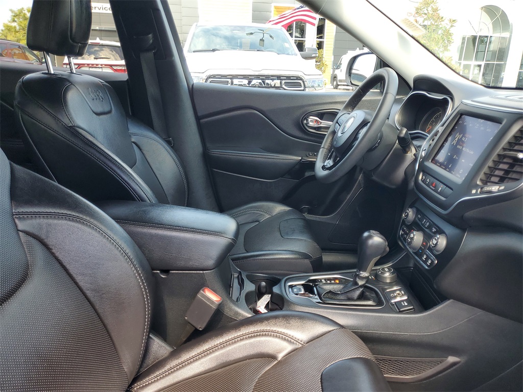 2023 Jeep Cherokee Altitude photo 29