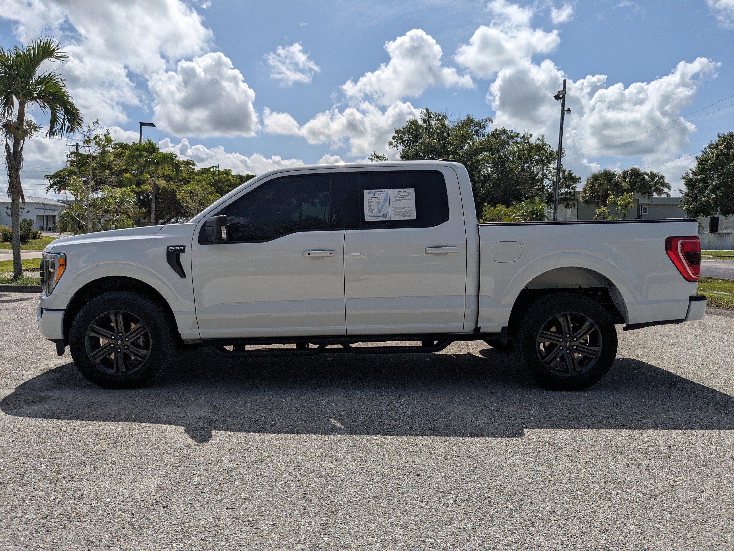 2022 Ford F-150 XLT photo 6