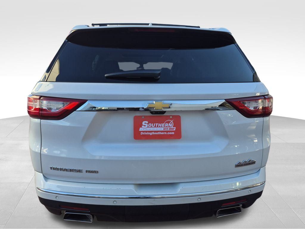 2021 Chevrolet Traverse High Country photo 3