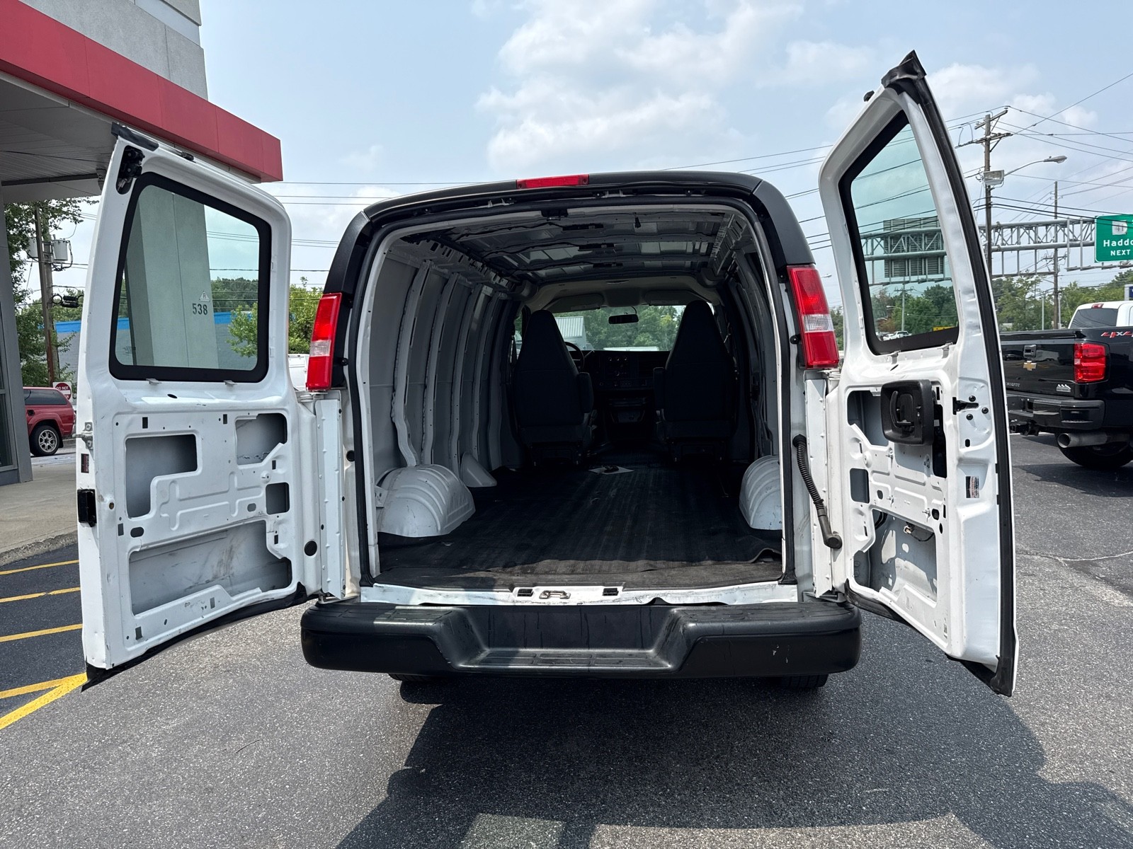 2020 Chevrolet Express 2500 Cargo Work Van photo 20