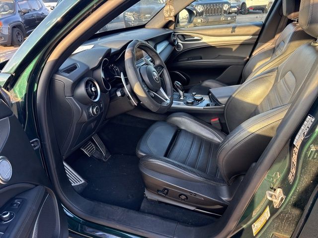 2018 Alfa Romeo Stelvio Ti photo 13