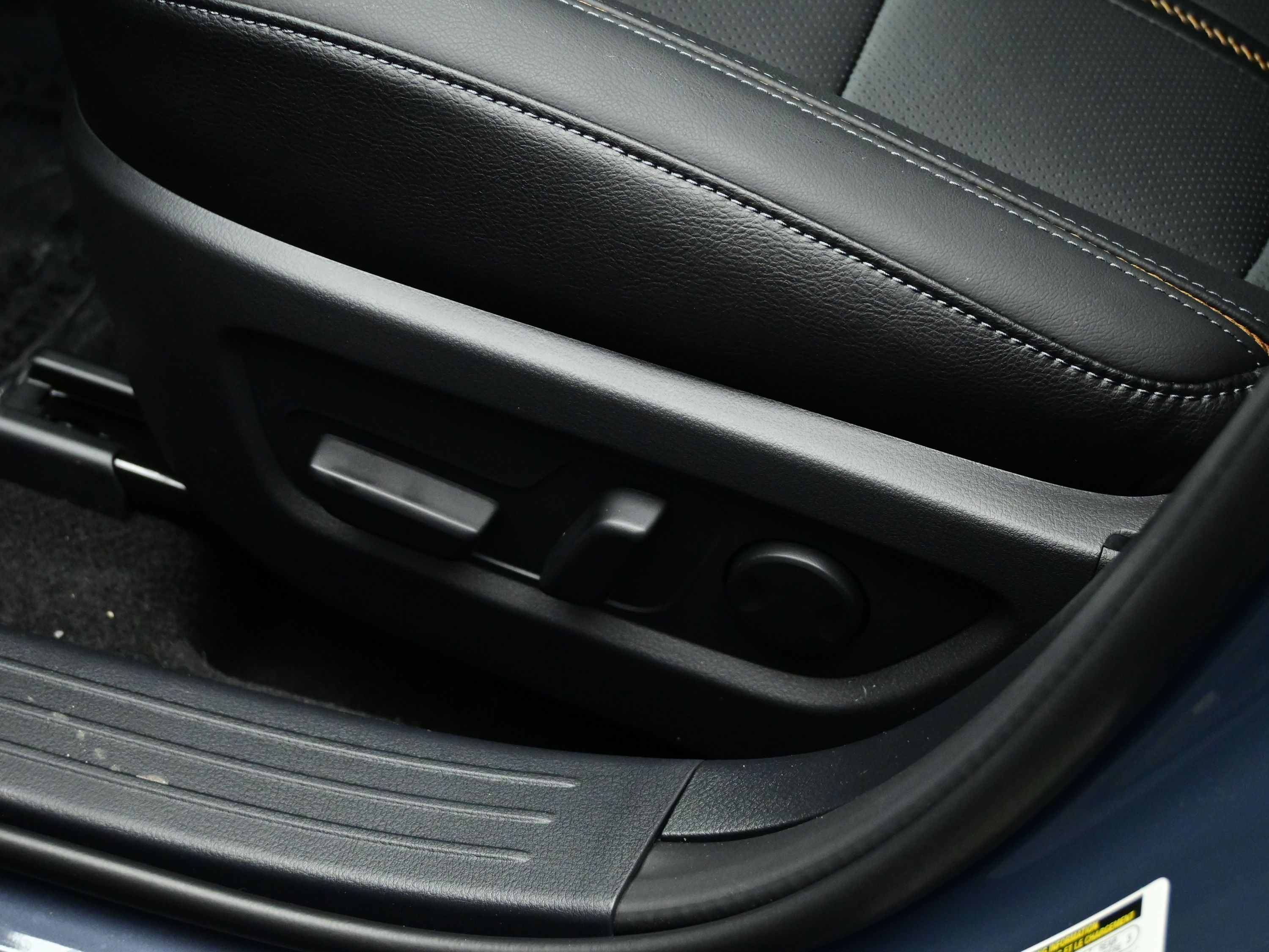 2025 Mazda CX-50 Premium Plus photo 16