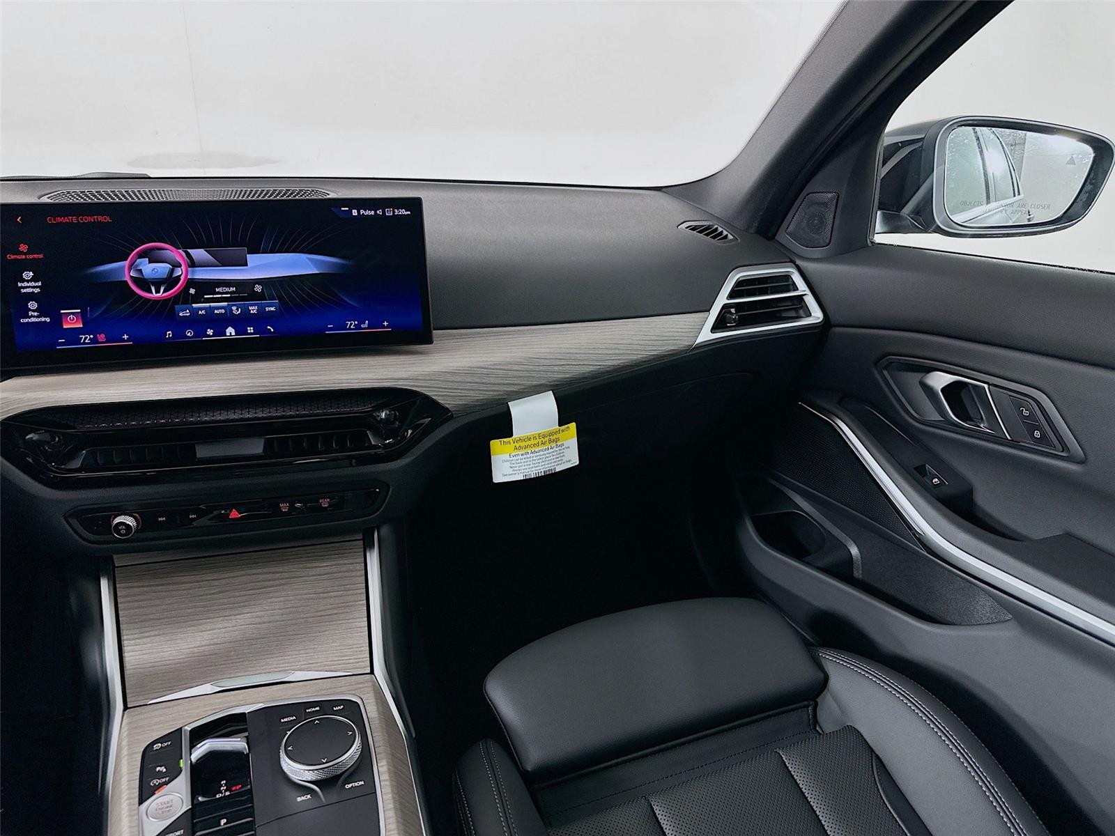 2025 Bmw 330i xDrive photo 23