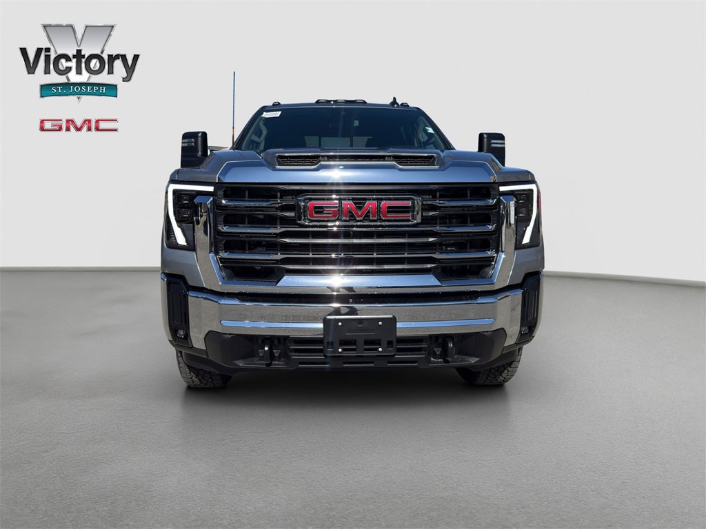 2026 Gmc Sierra 2500 SLE photo 3