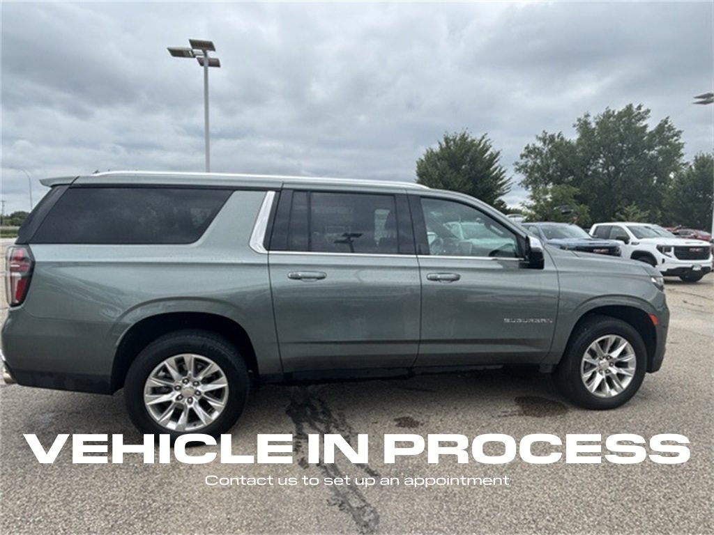 Used 2023 Chevrolet Suburban Premier with VIN 1GNSKFKD6PR393182 for sale in Rochester, Minnesota