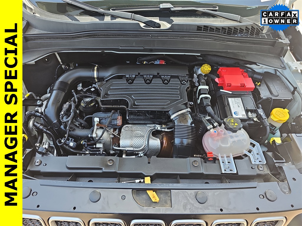 2022 Jeep Renegade Latitude photo 28