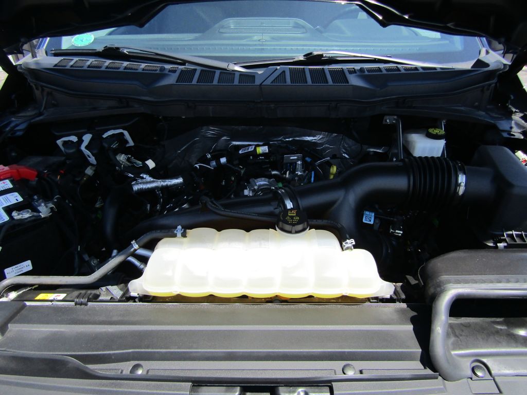2023 Ford F-150 XLT photo 30
