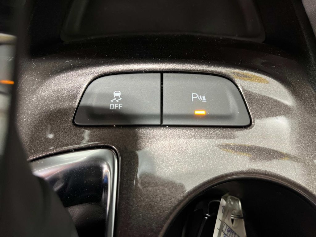 2024 Chevrolet Malibu LS photo 25