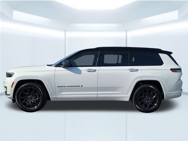 2025 Jeep Grand Cherokee L Summit photo 2