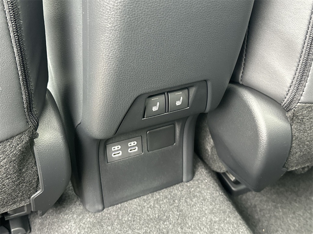 2024 Toyota Prius Limited photo 35