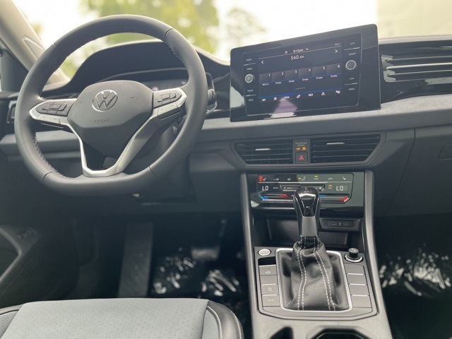 2026 Volkswagen Jetta SE photo 5