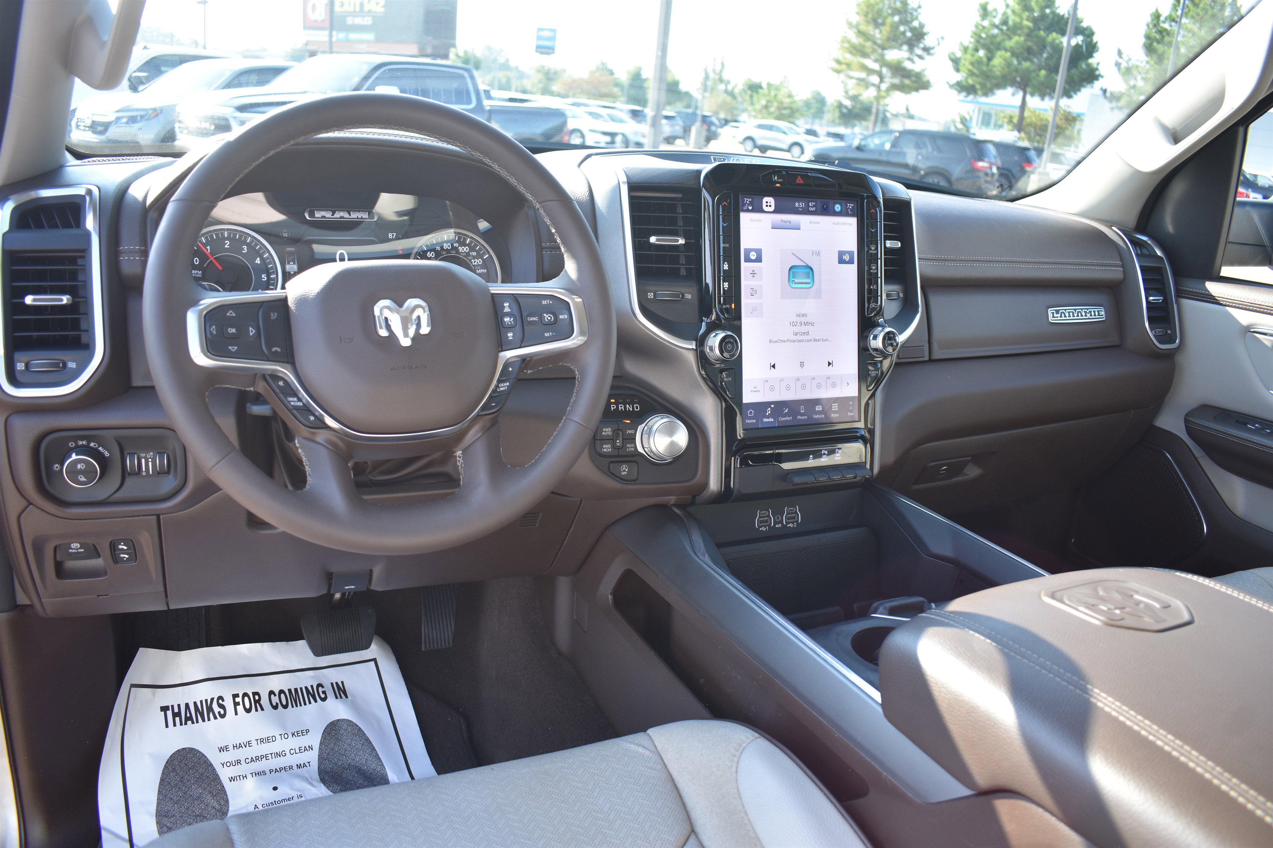 2025 Ram 1500 Laramie photo 8
