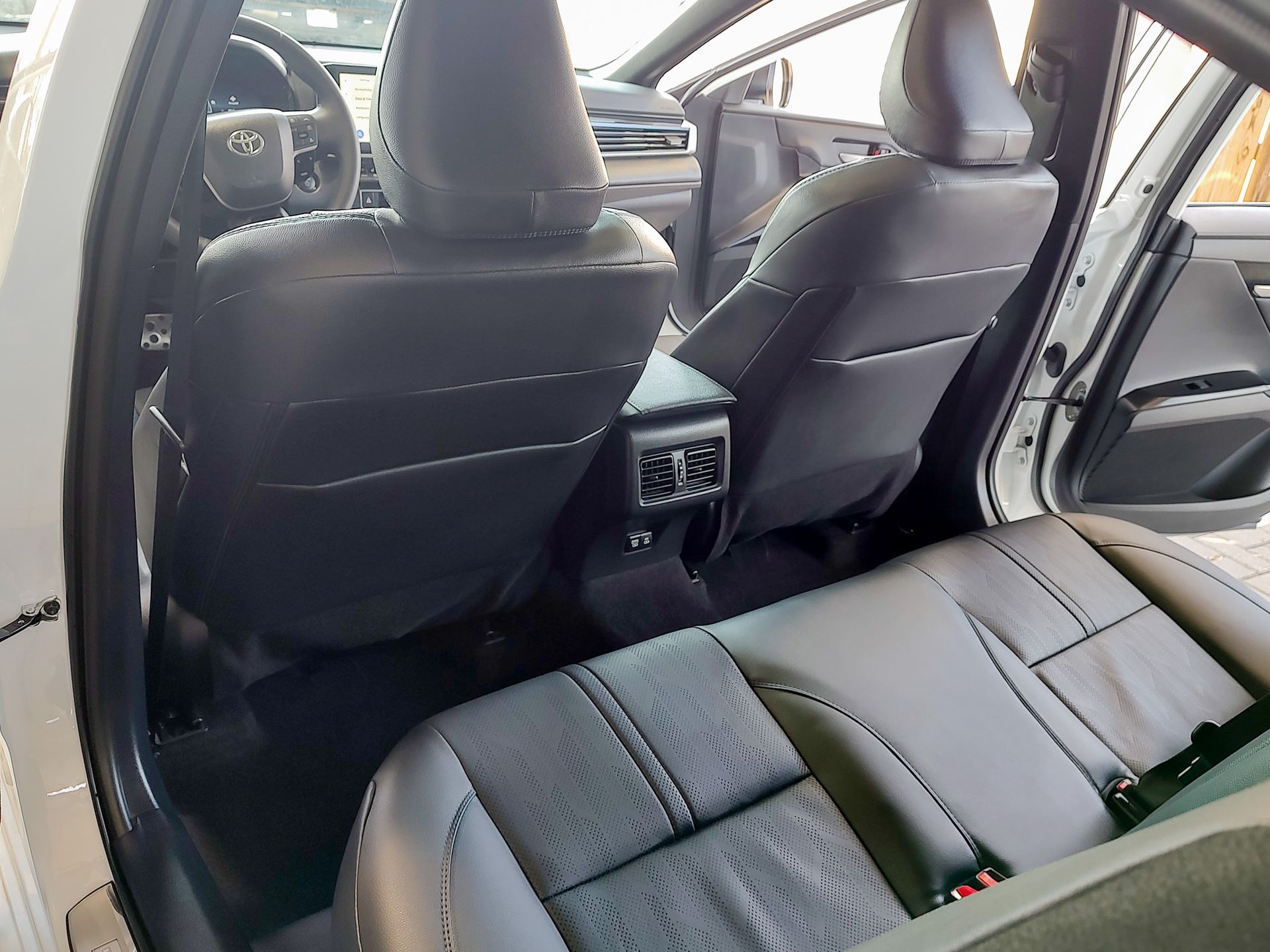 2025 Toyota Camry XSE photo 6